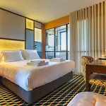 Hotell The Convo & 4*