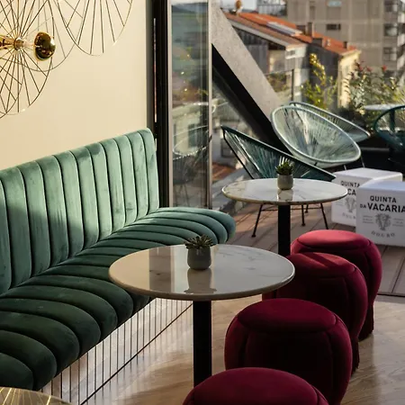 Szálloda The Convo &