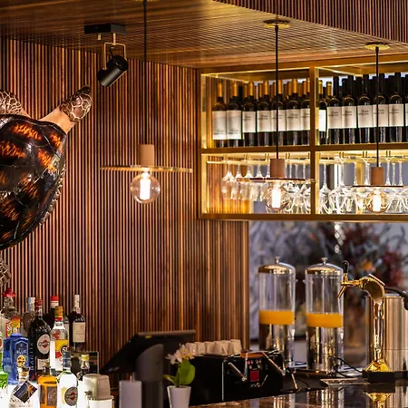 Hotel The Convo & Porto