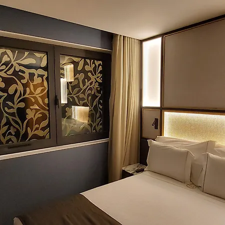 The Convo & 4* Porto