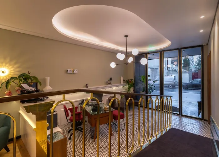 The Convo & 4* Oporto