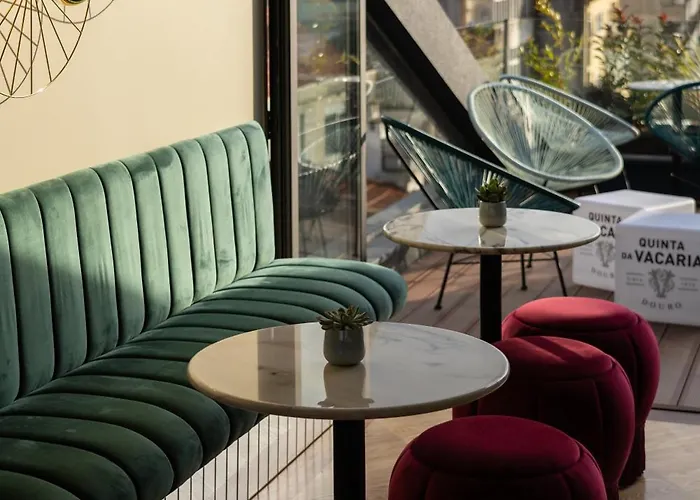 ホテル The Convo &