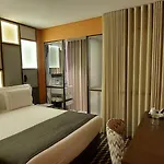 The Convo & 4*