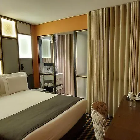 Métier Boutique 4*