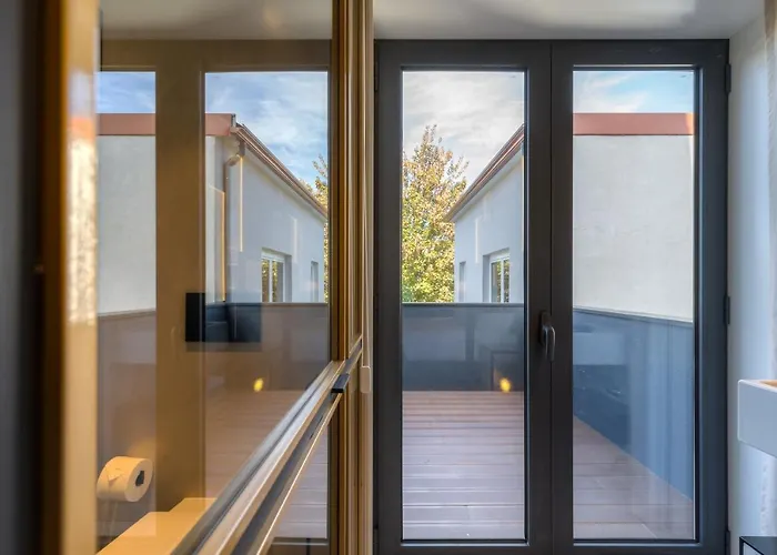 The Convo & فندق بورتو