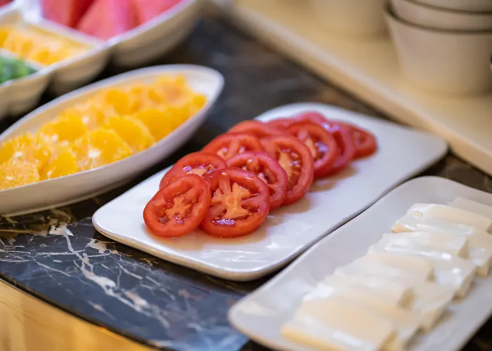 فندق The Convo &