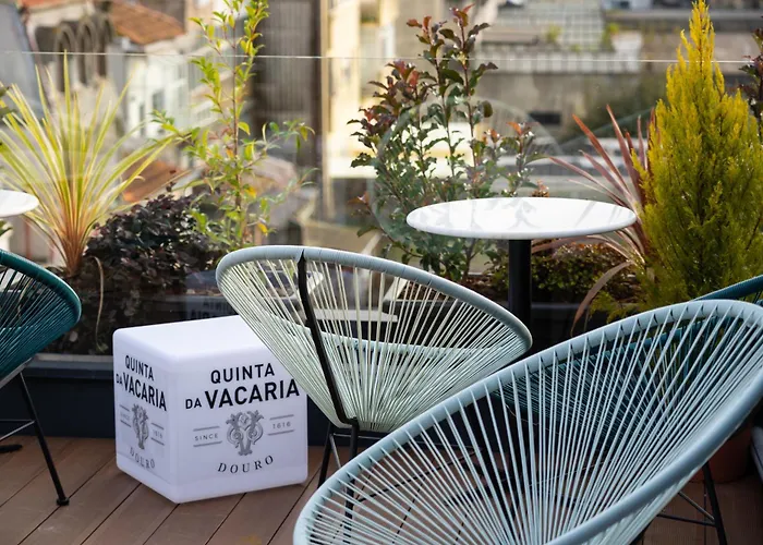 فندق The Convo &