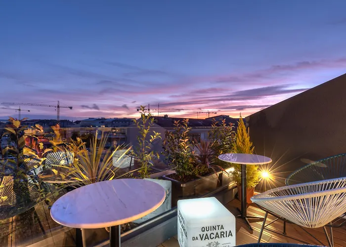 The Convo & بورتو